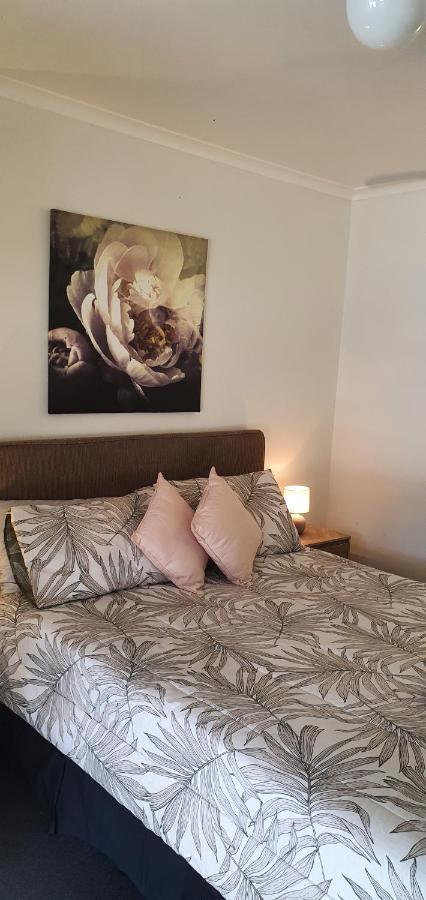 Bargara Motor Inn - Pet Friendly Exterior photo